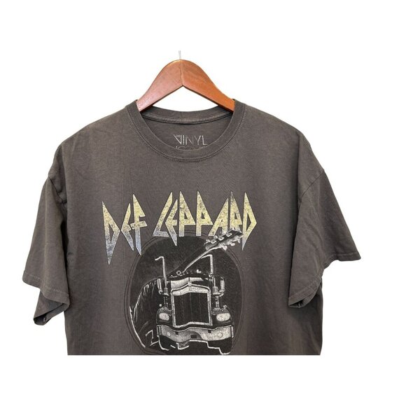 Vtg Concert Def Leppard On Through The Night Graphic T-Shirt By Vinyl Icons - Picture 2 of 7
